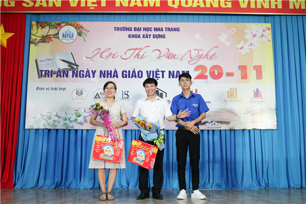 Hội thi văn nghệ chào mừng ngày Nhà giáo Việt Nam 20-11